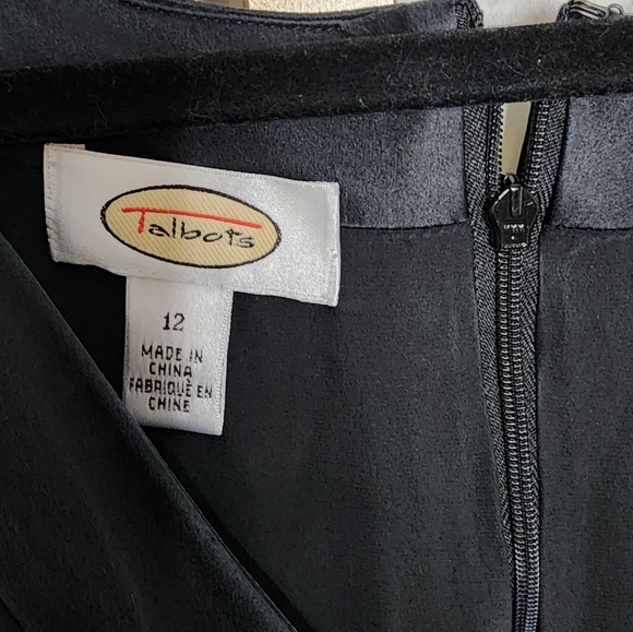 Talbots Ruched & Layered Gown | Size 12 - Picture 6 of 11